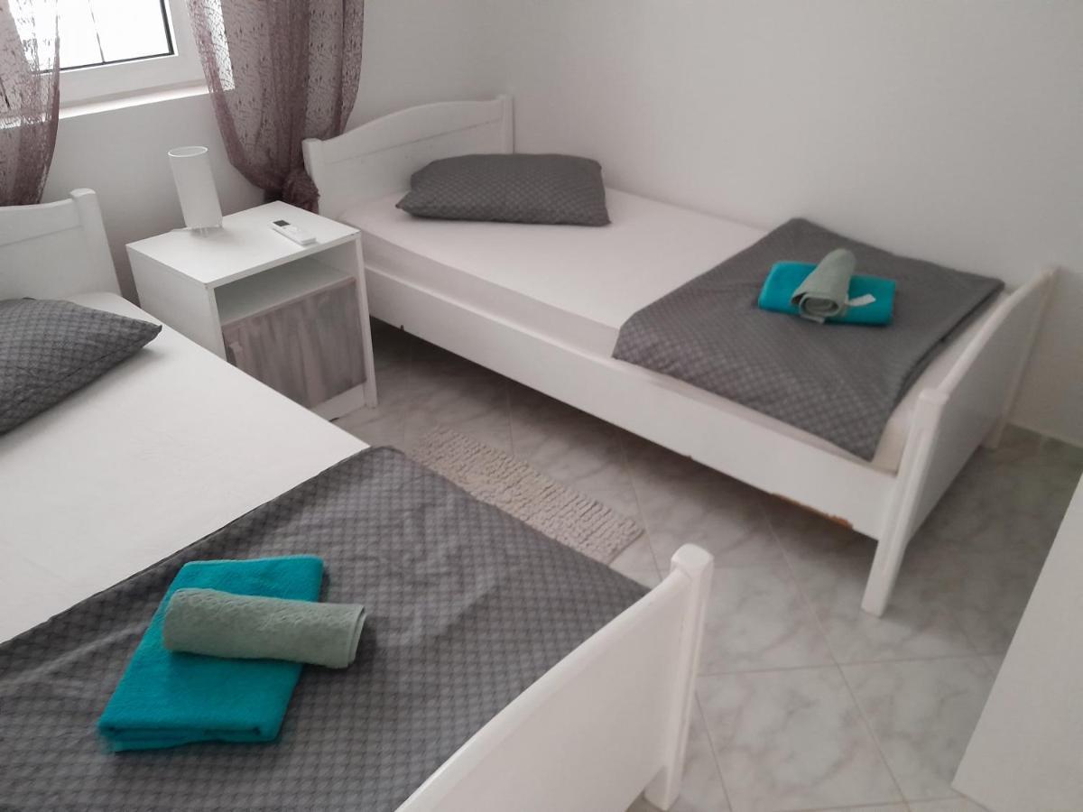 Apartmani Aneri Vir Exteriér fotografie