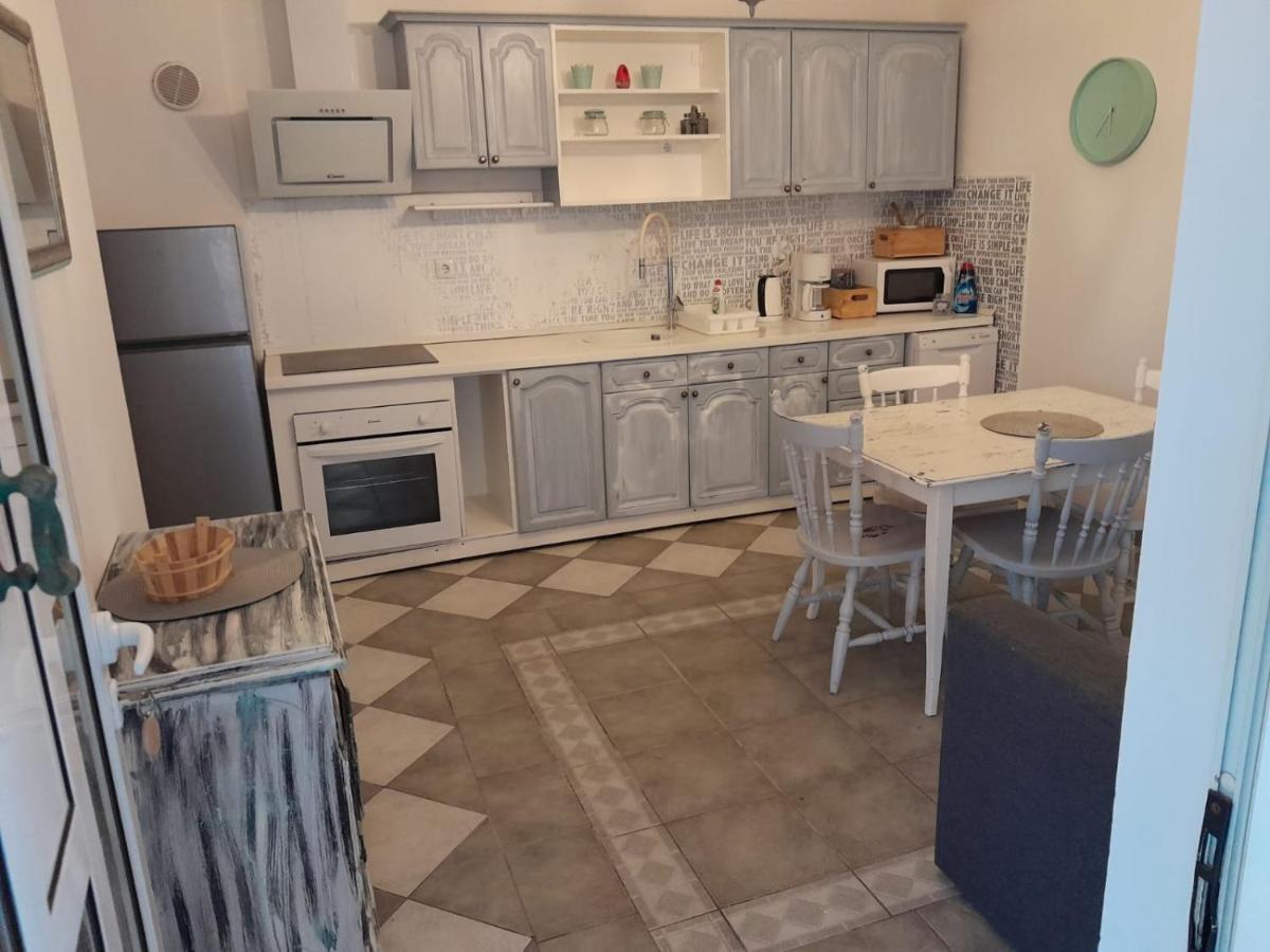 Apartmani Aneri Vir Exteriér fotografie